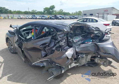 2015 Honda Civic Ex z USA, uszkodzony, nr VIN 19XFB2F88FE067068